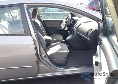 2010 Nissan Sentra 2.0 z USA, uszkodzony, nr VIN 3N1AB6AP3AL676673